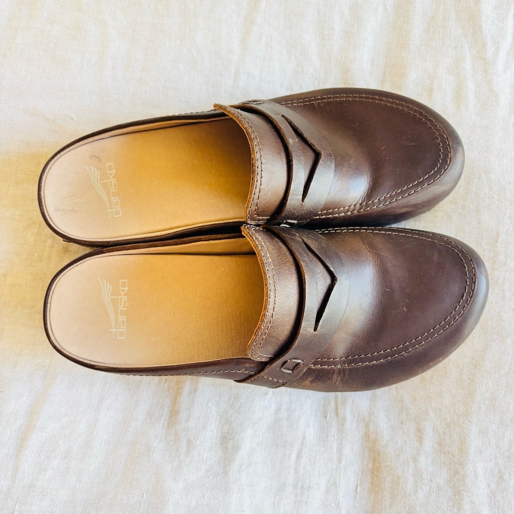Dansko Brown Leather Clog Mules - Picture 2 of 10